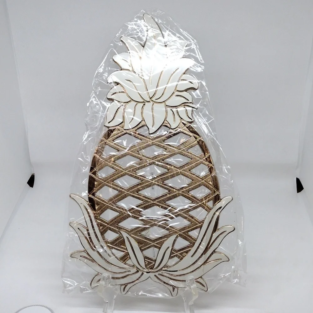 Vintage Wm. A. Rogers‎ Oneida Bronze/Enamel Plate Pineapple Trivet